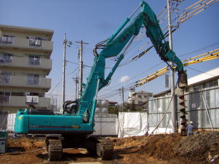 歯科医師会館施工　住宅地近隣